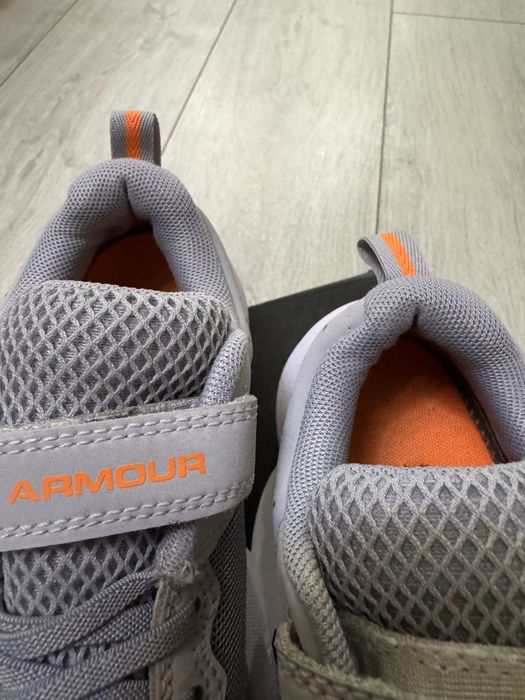 Кросівки Under Armour UK 2