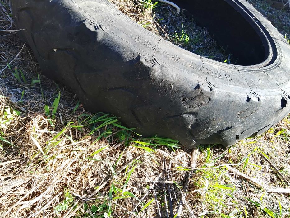 Продам покрышку бу 9.5 р 32