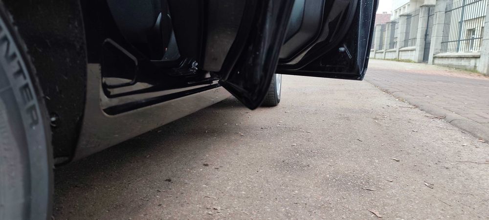 Ford Fiesta-Benzyna-Ekonomiczna-Bez korozji-Niski przebieg