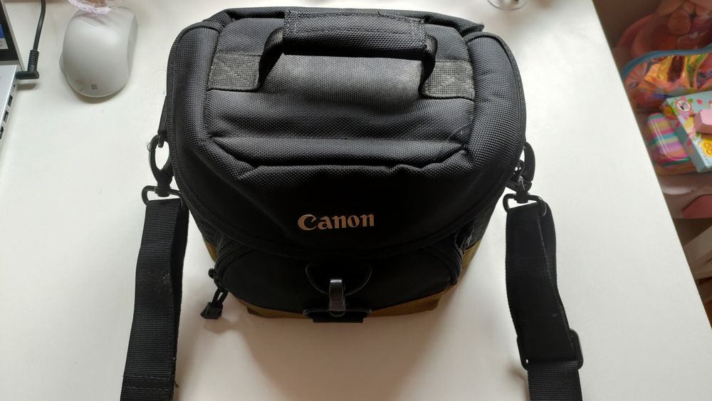 Câmara Canon EOS 1200D