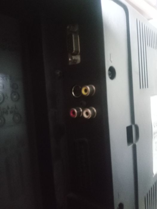 Televisão JVC em bom estado