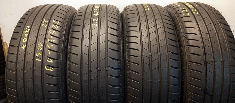 225/55R19 Bridgestone Turanza T005