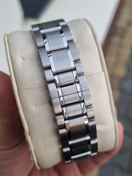 Zegarek Victorinox, nieużywany