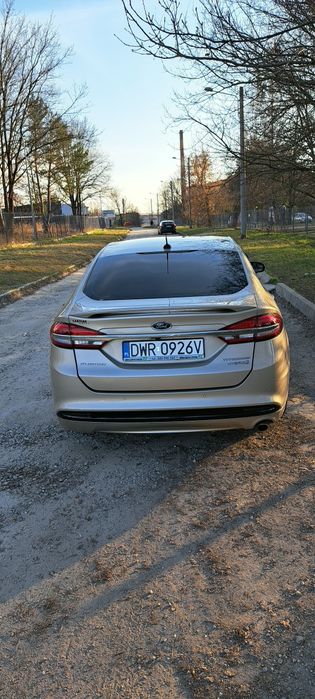 Sprzedam forda u.s.a 2017 hybryd