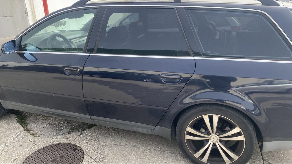 Vendo esse Audi a6 2.5 TDI completo