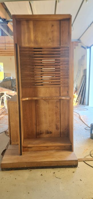 Konfesjonał kościelny