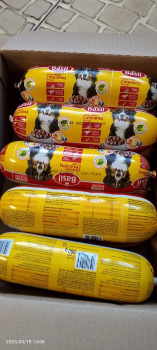 Karma dla psów dorosłych z wołowiną pełnoporcjowa baton 0,9 kg Okazja