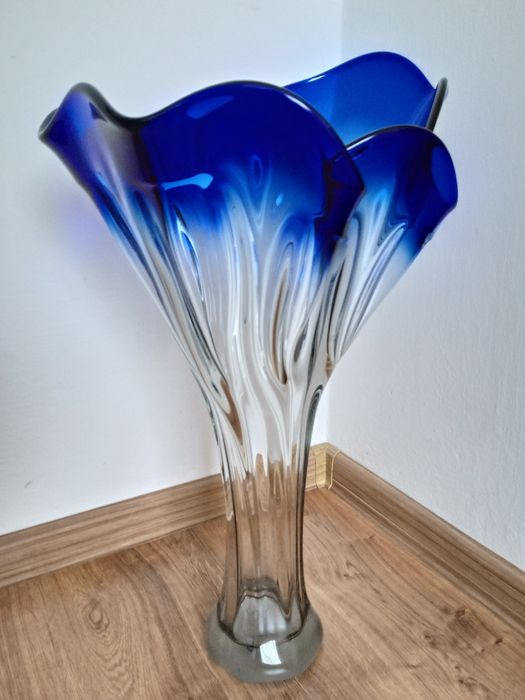 Ваза скляна напольна