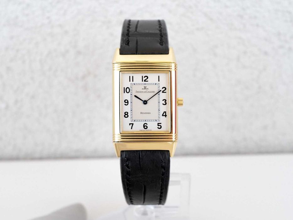 Jaeger-LeCoultre Reverso Classique 18K Yellow Gold