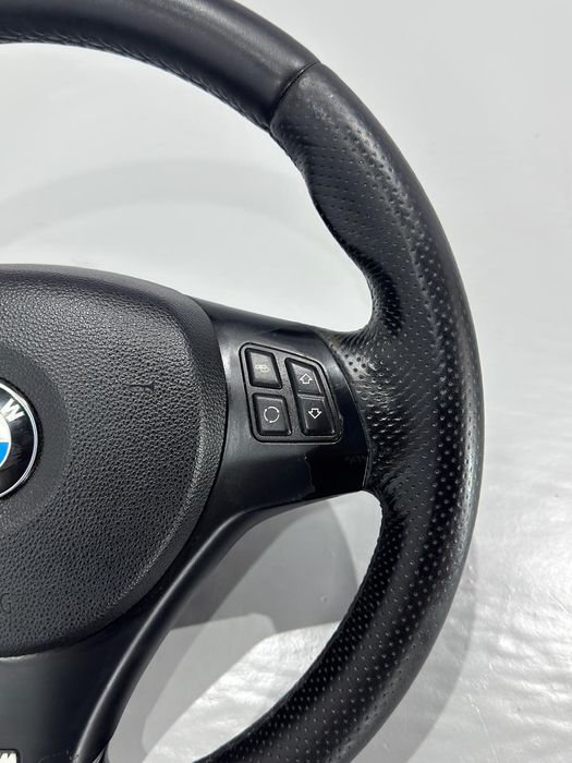 Volante PACK M BMW serie 1 e serie 3  E81/E82/E87/E88/E90/E91/E92/E93