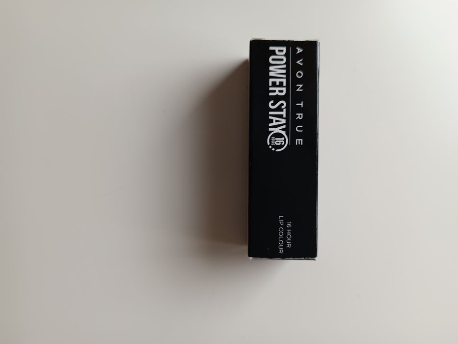 Szminka Can't Quid Cafe Avon