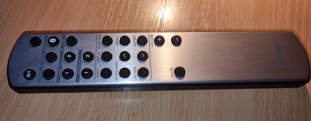 TEAC UD-505 ЦАП с усилителем для наушников, пред. АК4497