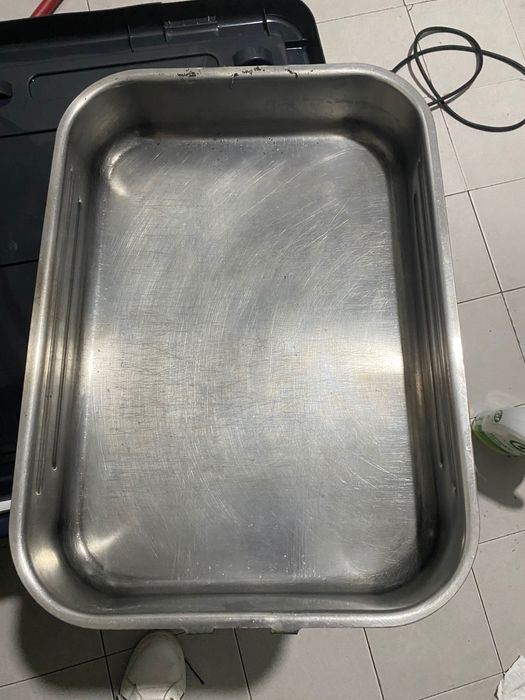 Tabuleiros para assados e para banho Maria