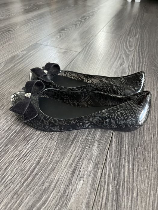 Baletki Melissa  Rozmiar 35/36 Całkowita Długość wkładki 22 cm
