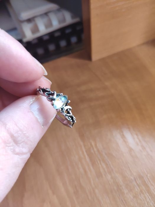 Кольцо с ельфийскими мотивами