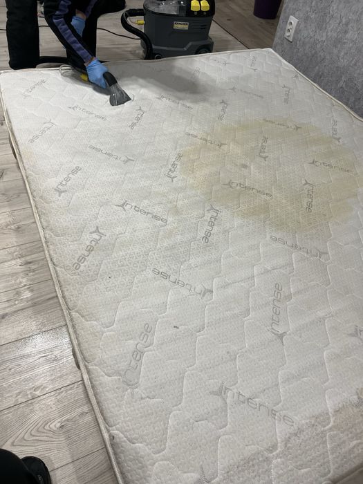 Уборка квартир , прибирання ,хімчистка меблів