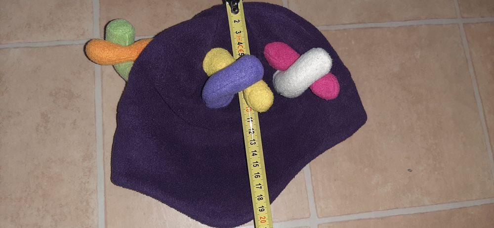 Orginalna czapka polarkowa bardzo ciepla na ok 3-4 latka