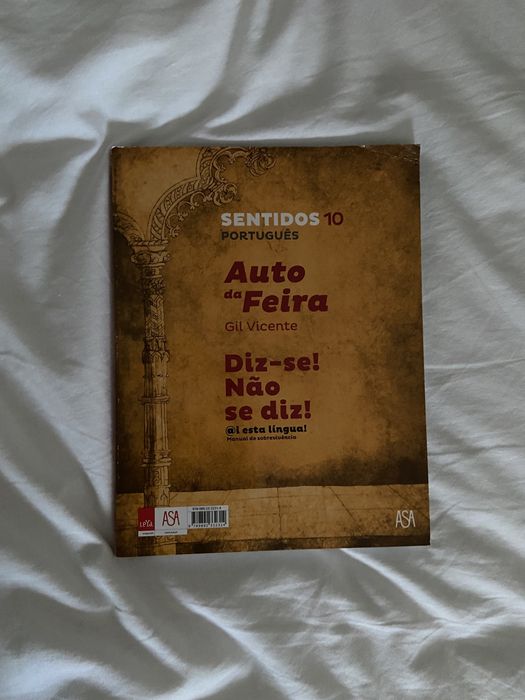 Caderno de Atividades Português “Sentidos 10”