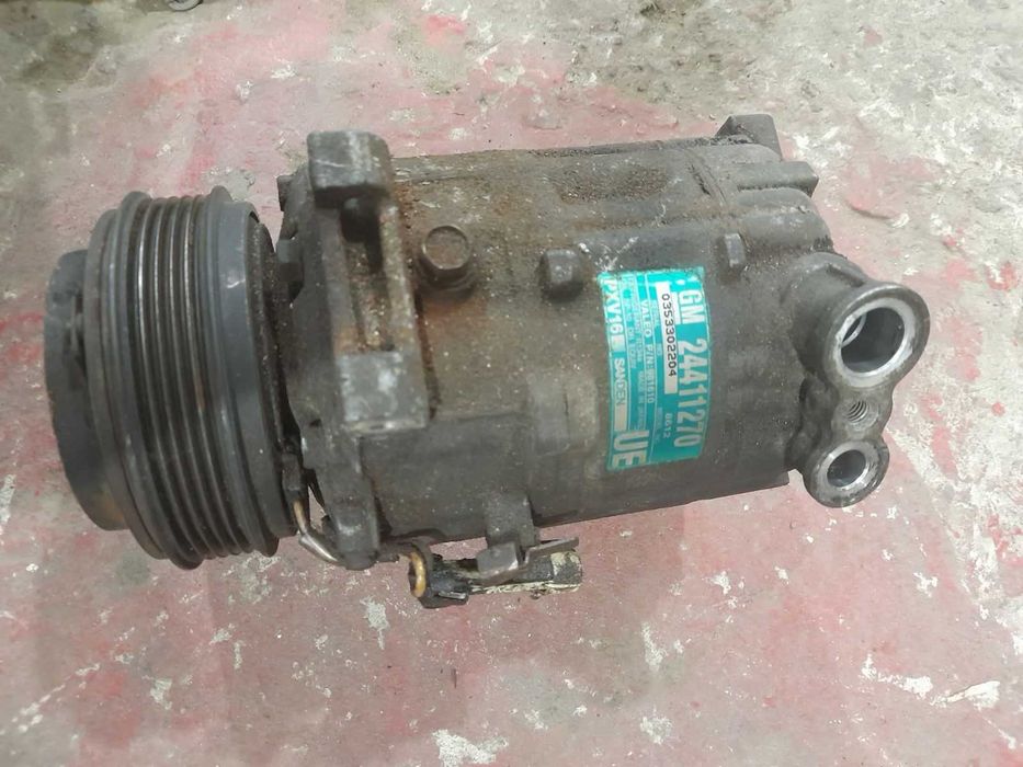Компрессор кондиционера Opel Vectra C/Opel Signum (1,8) (24411270