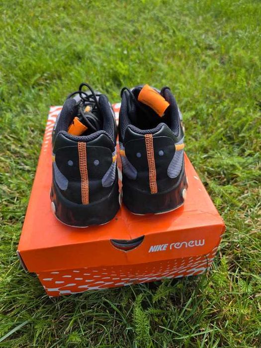 Buty Nike Renew Lucent 2