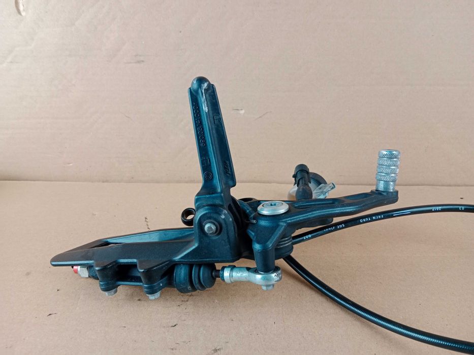 KTM Super Duke 1290 R Set Prawy Kierowcy Przód Pompa Dźwignia 17-20