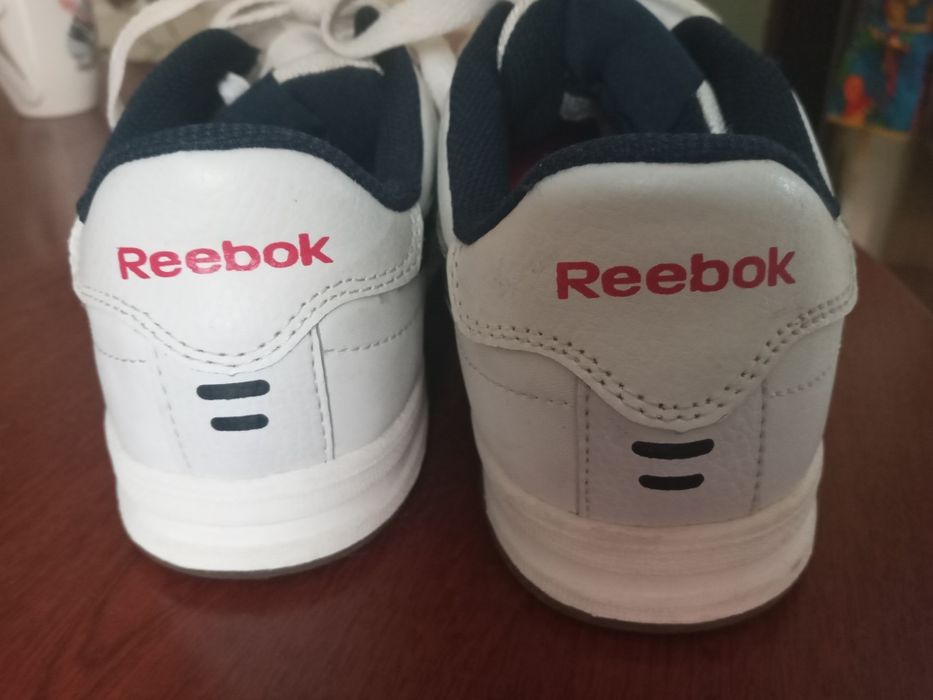 Reebok Кросівки  жіночі