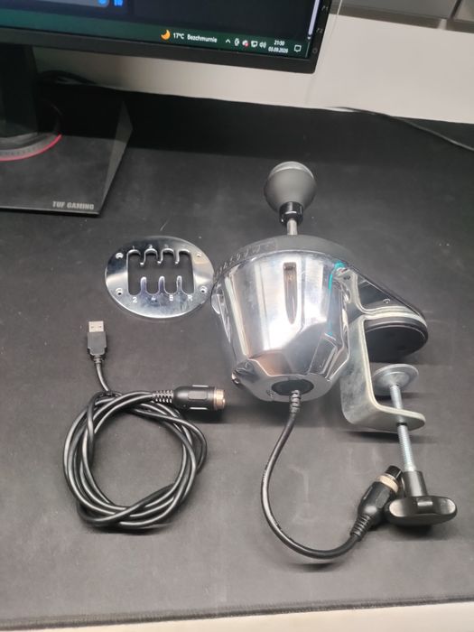 Thrustmaster th8a