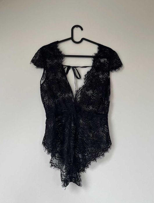 Czarne koronkowe body damskie Shein rozmiar M