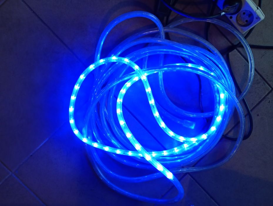 Neon ledowy niebieski 9m