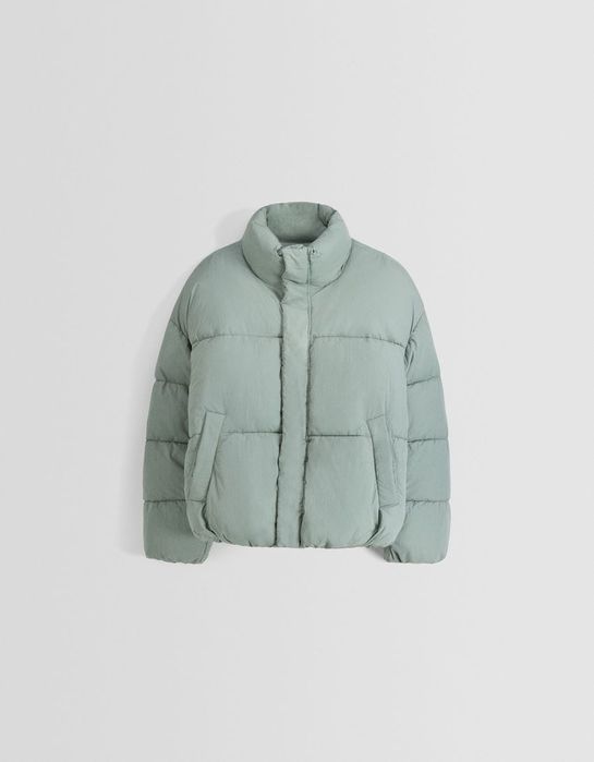 Blusão acolchoado M novo com etiqueta (cor caqui ou preto)