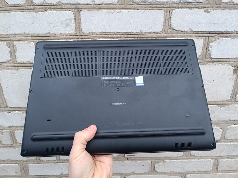 Core i9, Ігровий ноутбук DELL (i9 8950HK/32/512/P3200 6GB)