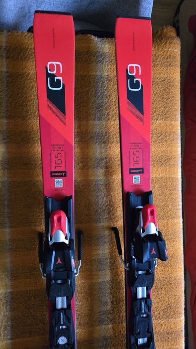 Narty zjazdowe ATOMIC Redster G9