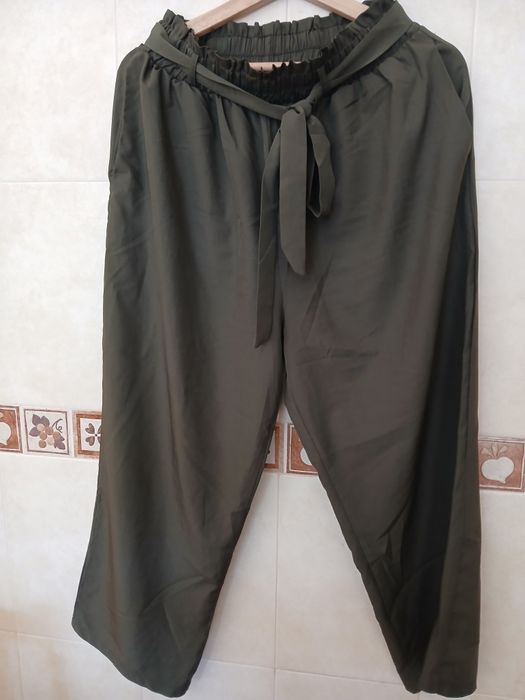 Conjunto calças + camisola novos