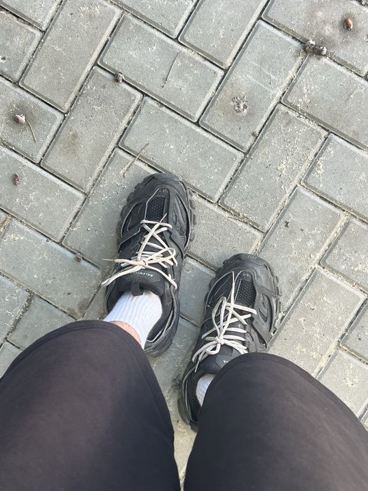 Balenciaga track 1