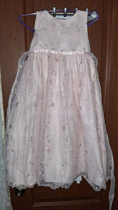 Народні плаття та сарафанчики на 6-8р