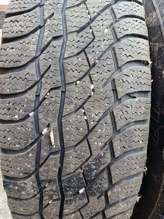 Продам колеса 215/65 r16