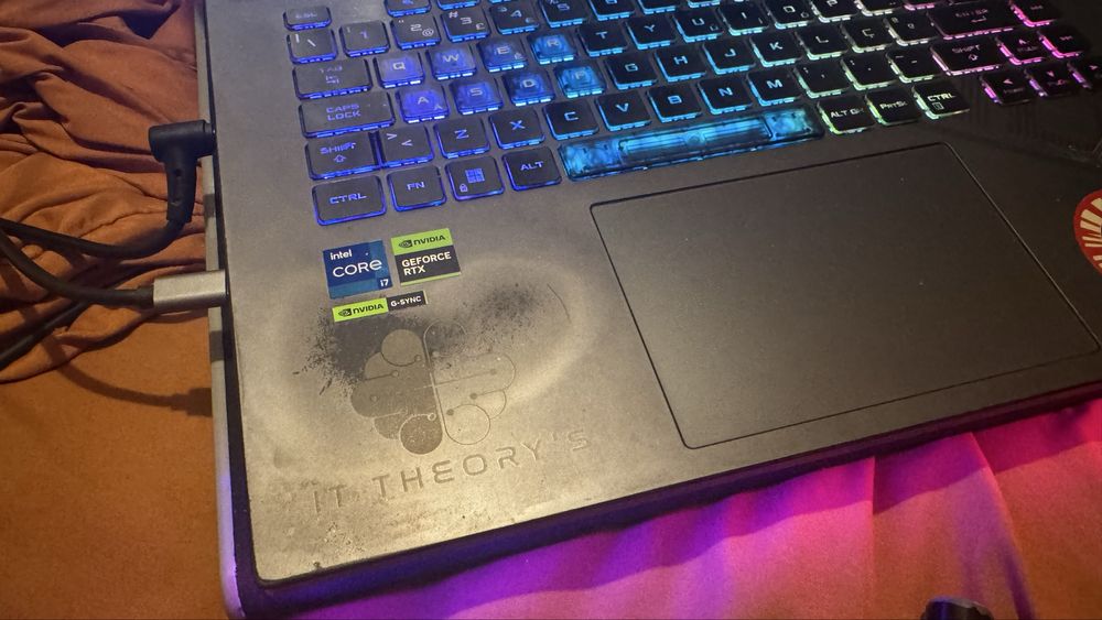 Portátil ASUS ROG Strix G16 G614 16