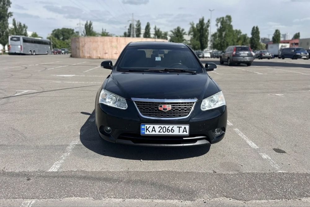 Geely Emgrand EC7-RV 2013