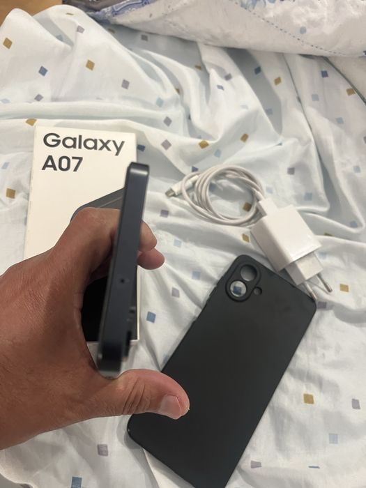 Samsung A07 4+4ram 128