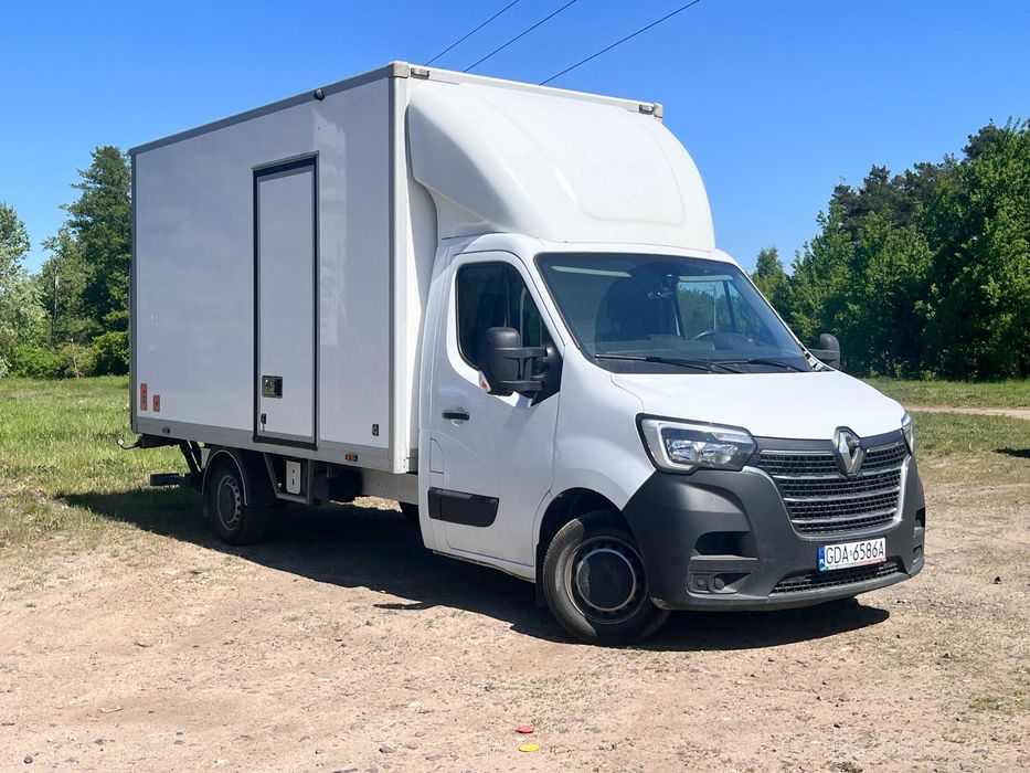 wynajem Renault Master (DOSTAWCZY) bez limitu km, winda