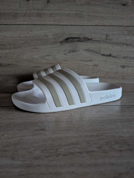 Шлепанцы слайдеры б/у Адидас Adidas 36 р 23 см