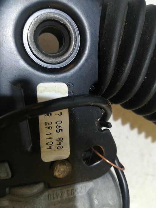 Pré-tensor cinto frente direito BMW 5 (E60)