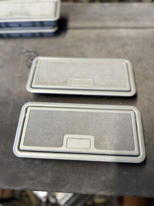 Задні плафони в потолок,стелю w140 мерседес хороші без поломок