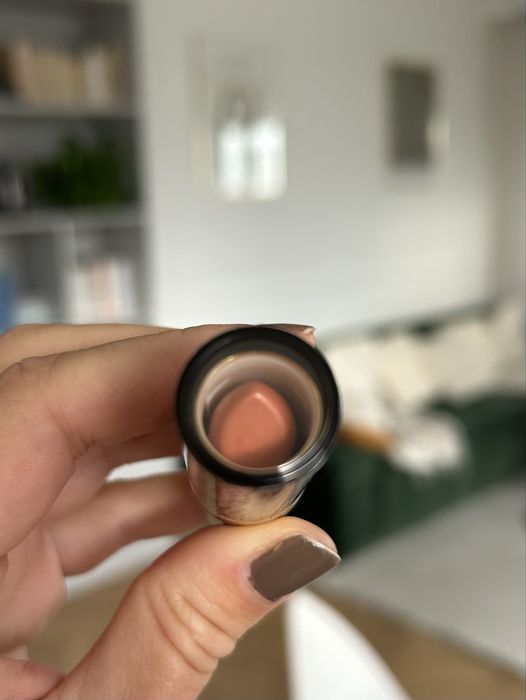 Pomadka Revlon Super Lustrous Lipstick apricot brzoskwiniowa szminka