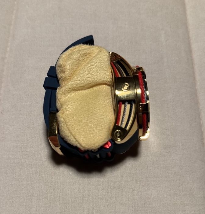 Часы наручные мужские invicta reserve bolt zeus оригинал