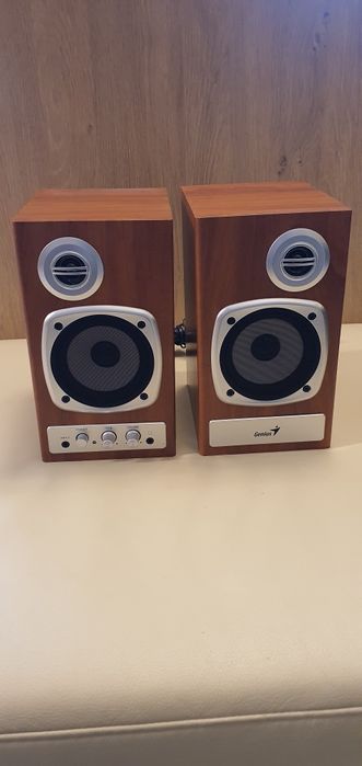 Głośniki Hi fi Genius ze wzmacniaczem.