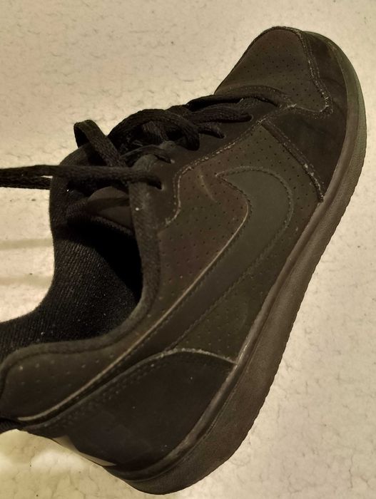 NIKE. Ładne buty damskie.