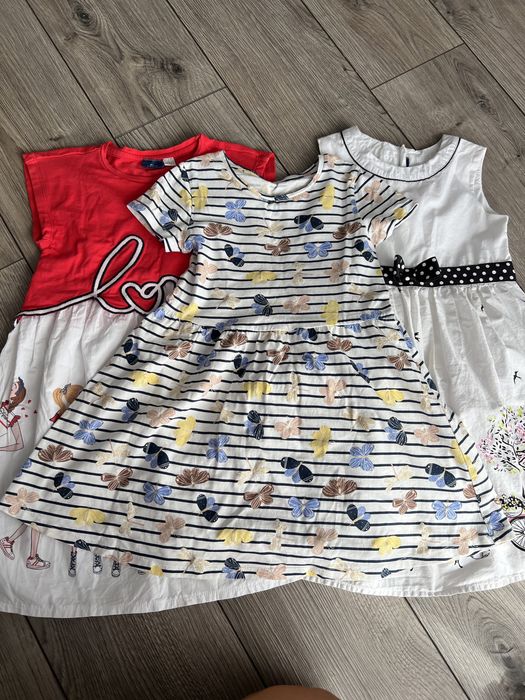 Сукні chicco 122 розмір