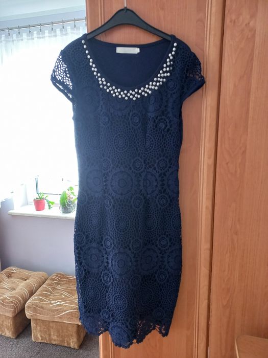 Sukienka koronkowa elegancka