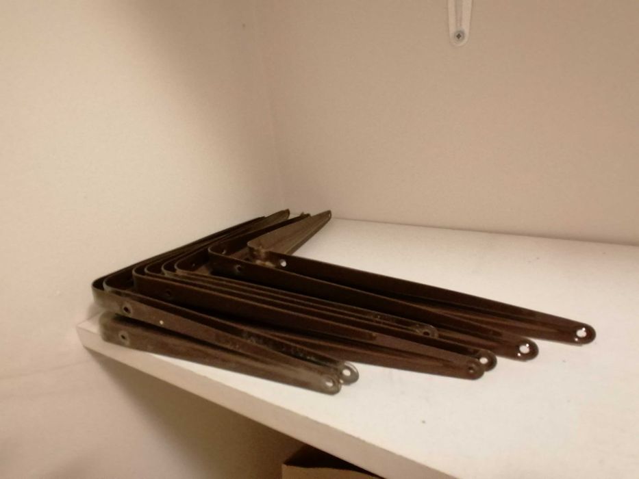 4 Prateleiras grandes brancas suspensas